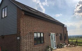 2 Bedroom Cottage With Beautiful Views Over The Mendips